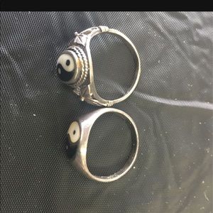 Silver 925 it’s solid antique